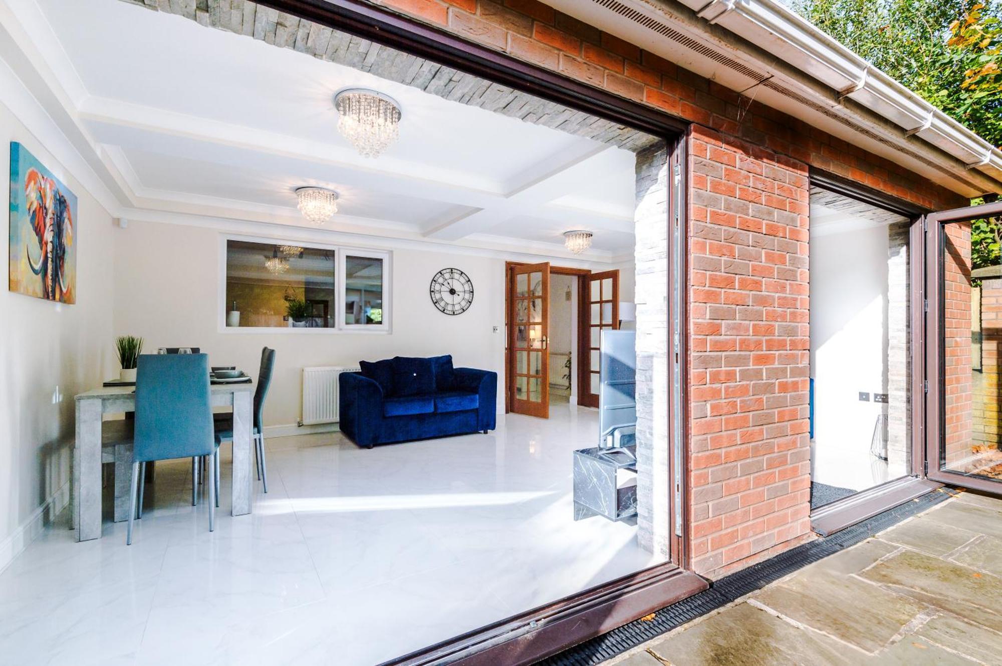 The Green- Beautiful & Spacious 5 Bed Detached In Worsley, Manchester מראה חיצוני תמונה