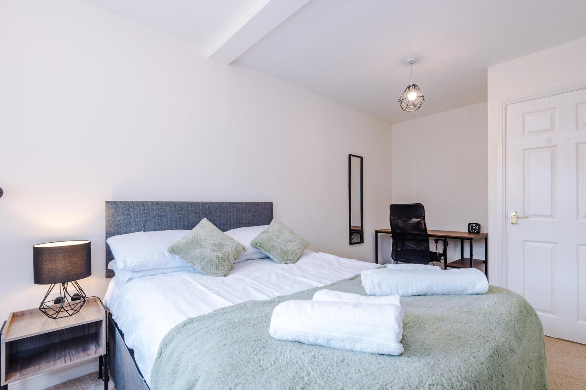 The Green- Beautiful & Spacious 5 Bed Detached In Worsley, Manchester מראה חיצוני תמונה