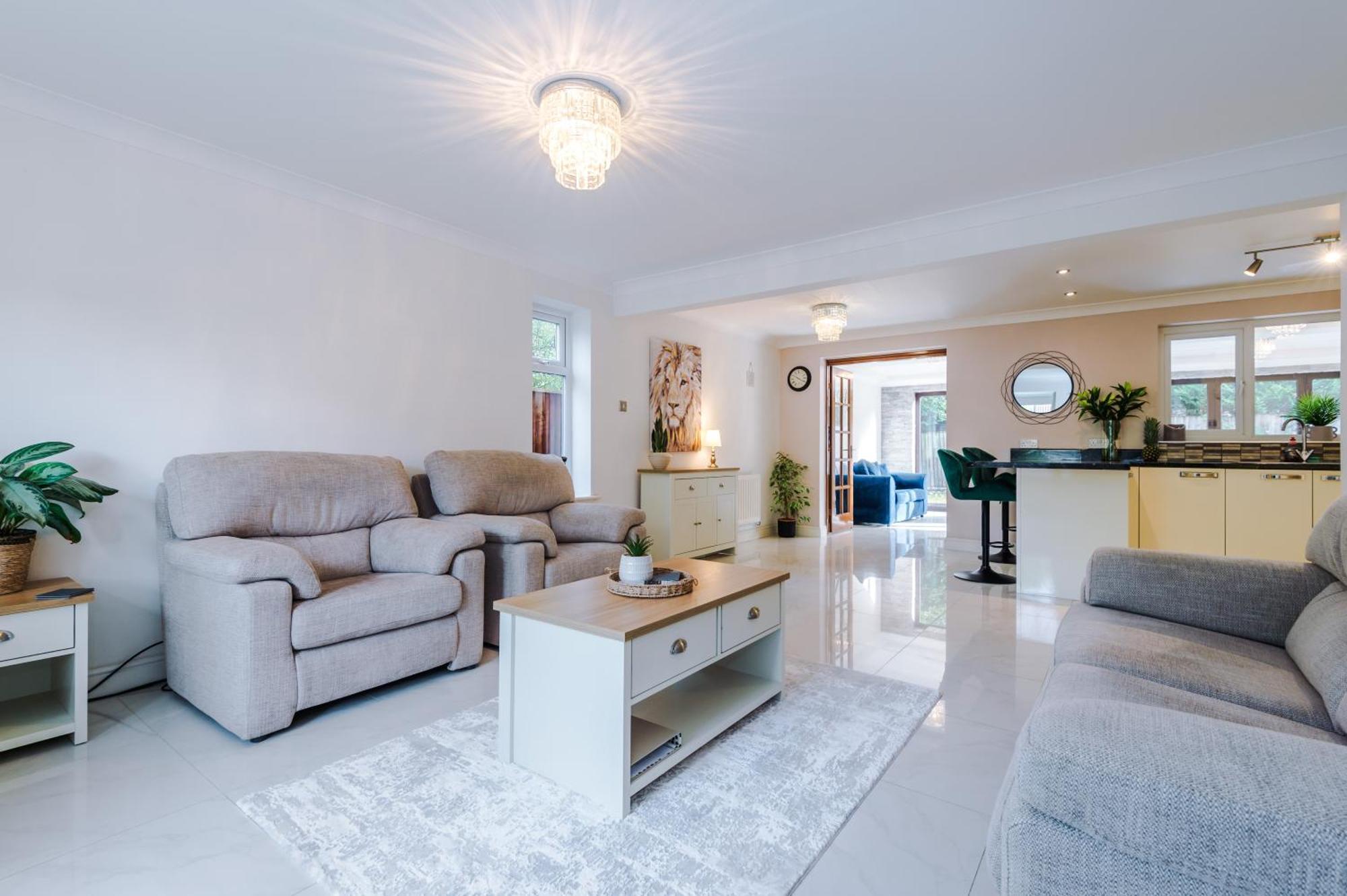 The Green- Beautiful & Spacious 5 Bed Detached In Worsley, Manchester מראה חיצוני תמונה